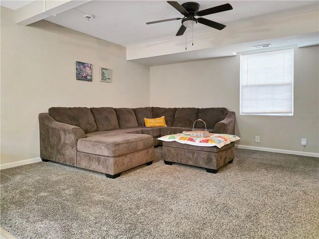 2100 & 2105 S Ellison Way, Independence, MO 64050