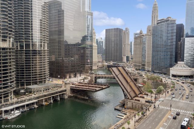 55 W wacker Drive 1401, Chicago, IL 60601