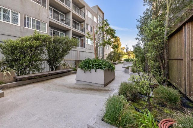 2200 Sacramento Street 104, San Francisco, CA 94115