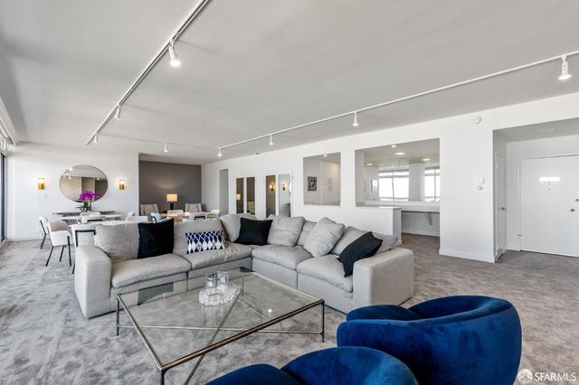 2200 Sacramento Street 104, San Francisco, CA 94115