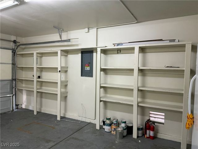 10799 Flame Vine Court, Las Vegas, NV 89135