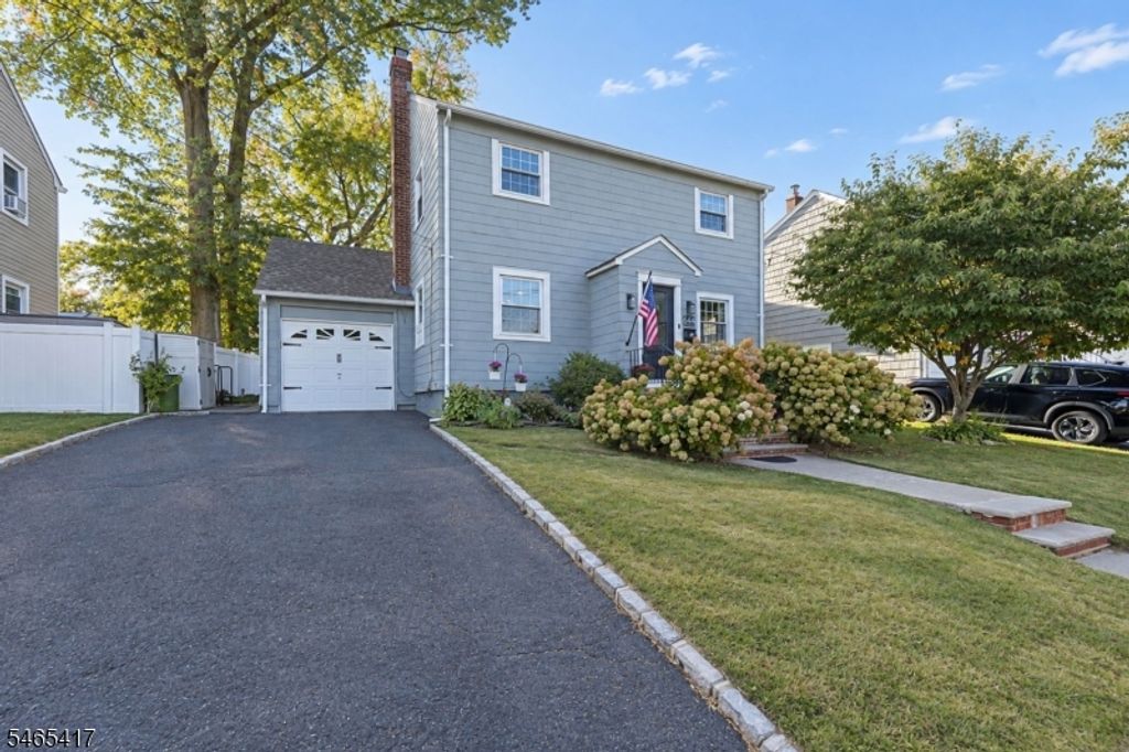 644 Golf Ter, Union Twp., NJ 07083 — photo 2