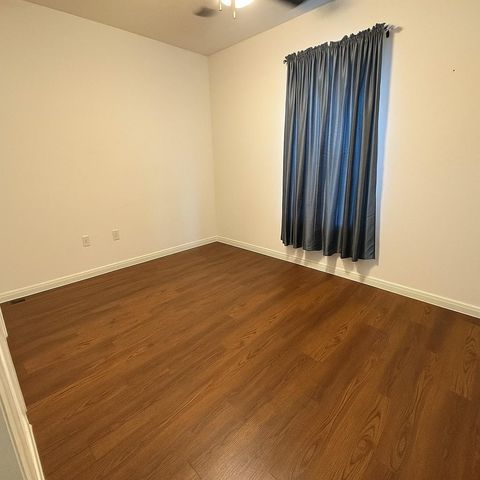 415 Bay Street N, Texas City, TX 77590
