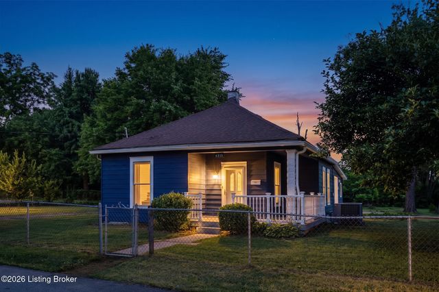 4315 Stoltz Ct, Louisville, KY 40215