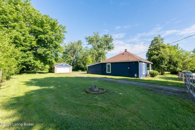 4315 Stoltz Ct, Louisville, KY 40215