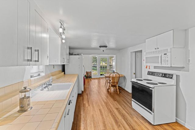 10395 Santa Teresa Boulevard, Gilroy, CA 95020