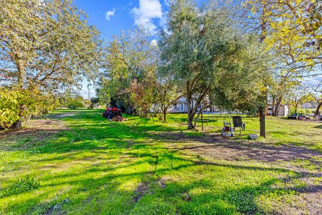 10395 Santa Teresa Boulevard, Gilroy, CA 95020