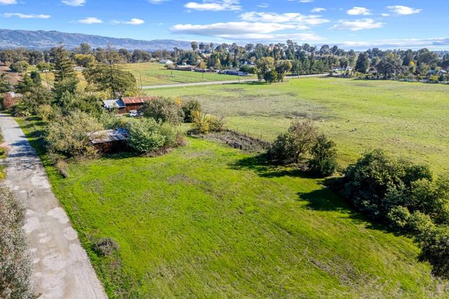 10395 Santa Teresa Boulevard, Gilroy, CA 95020