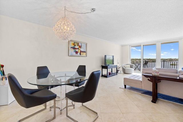 3912 S Ocean Boulevard 603, Highland Beach, FL 33487
