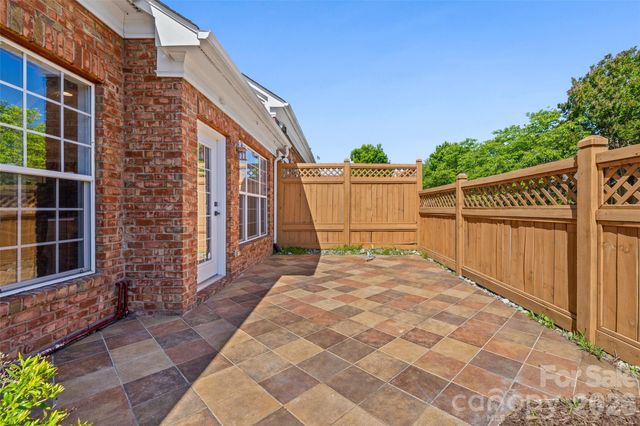10614 Morablin Drive, Charlotte, NC 28277