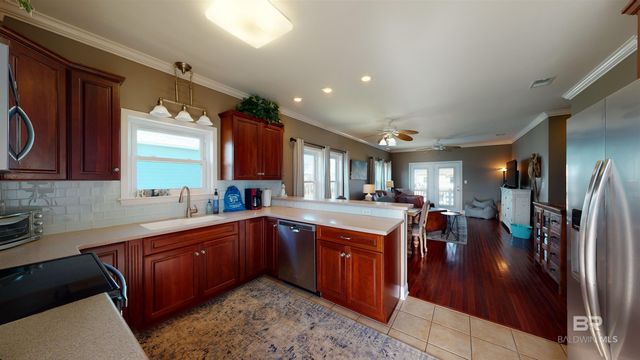 380 E Buchanan Court, Gulf Shores, AL 36542