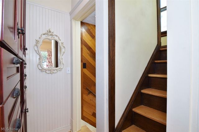 1257 Giel Avenue, Lakewood, OH 44107