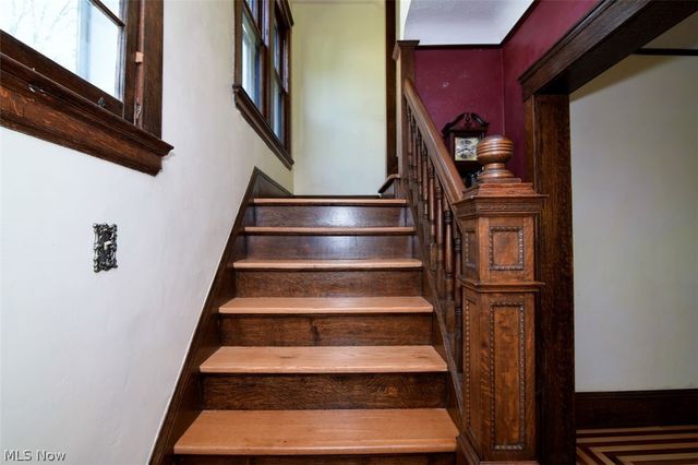1257 Giel Avenue, Lakewood, OH 44107