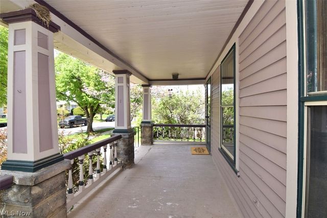 1257 Giel Avenue, Lakewood, OH 44107