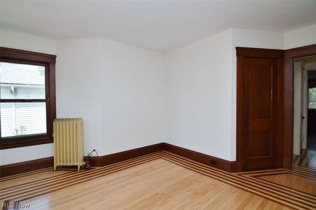 1257 Giel Avenue, Lakewood, OH 44107