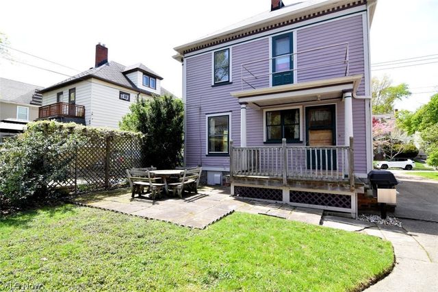 1257 Giel Avenue, Lakewood, OH 44107