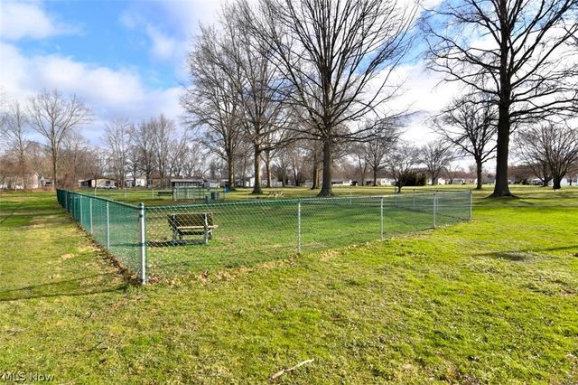 5 Michael Drive 5, Olmsted Twp, OH 44138