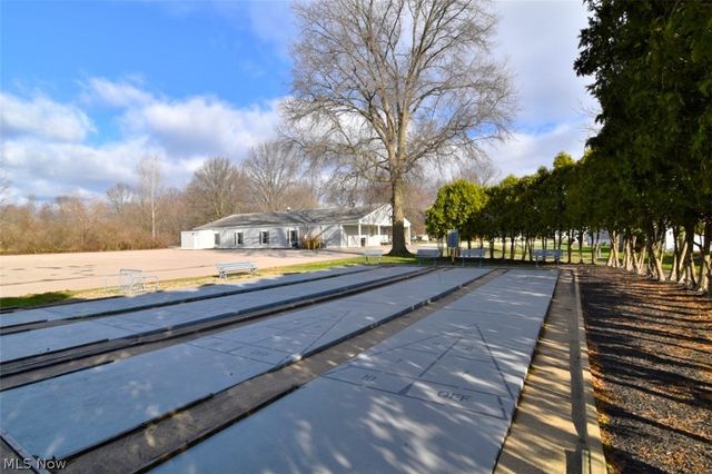 5 Michael Drive 5, Olmsted Twp, OH 44138