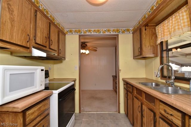 5 Michael Drive 5, Olmsted Twp, OH 44138