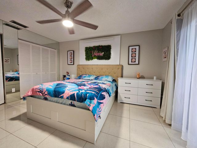 1104 SUMMIT TRAIL Circle D, West Palm Beach, FL 33415