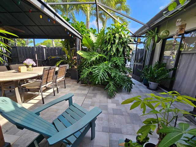 1104 SUMMIT TRAIL Circle D, West Palm Beach, FL 33415