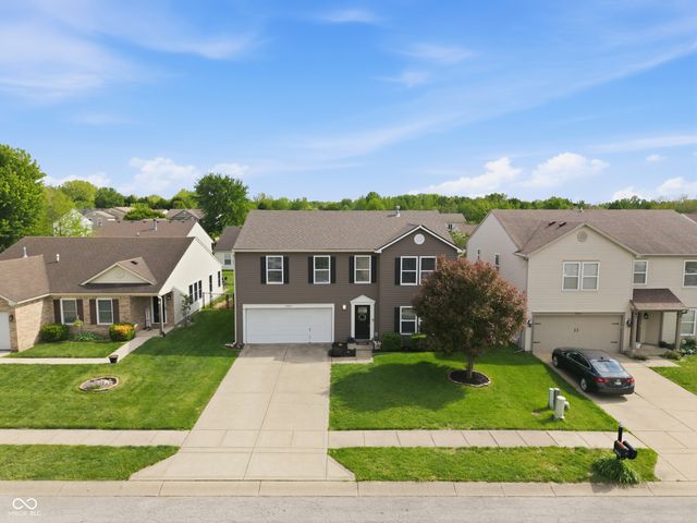 8903 Squire Boone Court, Indianapolis, IN 46113