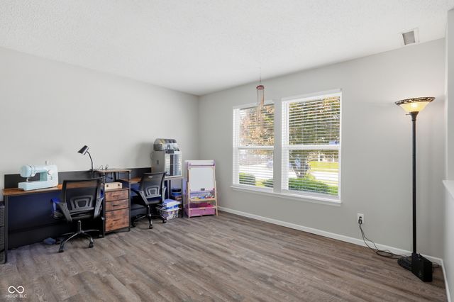 8903 Squire Boone Court, Indianapolis, IN 46113