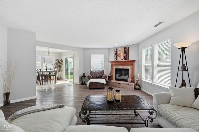 8903 Squire Boone Court, Indianapolis, IN 46113