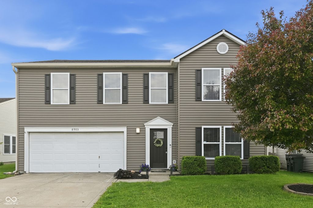 8903 Squire Boone Court, Indianapolis, IN 46113