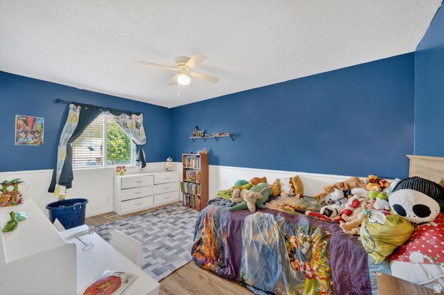 323 TOBE DR, Centerville, UT 84014