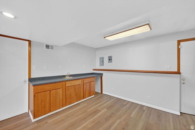 323 TOBE DR, Centerville, UT 84014