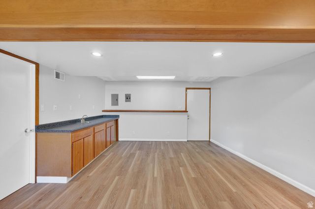 323 TOBE DR, Centerville, UT 84014
