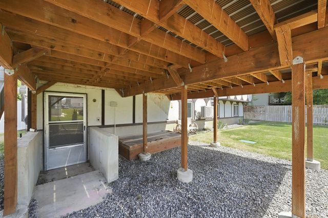 323 TOBE DR, Centerville, UT 84014
