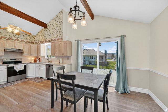 323 TOBE DR, Centerville, UT 84014