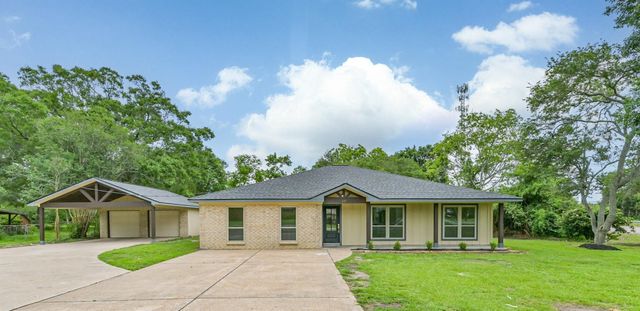 101 Ridge Road, Manvel, TX 77578
