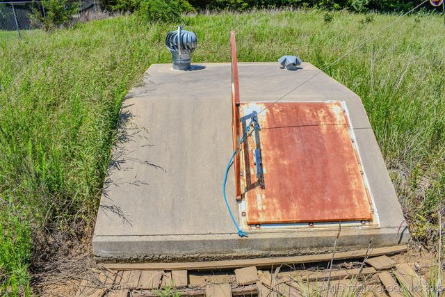 919 N 4210 Road, Hugo, OK 74743