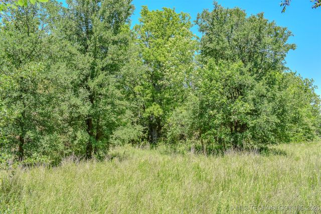 919 N 4210 Road, Hugo, OK 74743