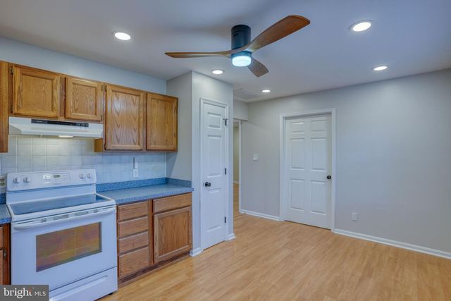 28 LAKEWOOD DR, Lewes, DE 19958