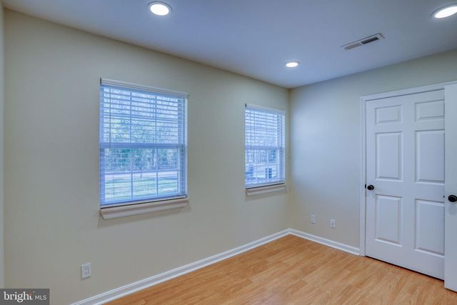 28 LAKEWOOD DR, Lewes, DE 19958