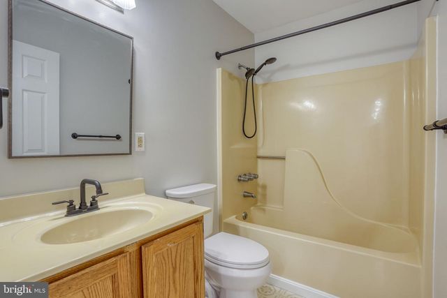 28 LAKEWOOD DR, Lewes, DE 19958