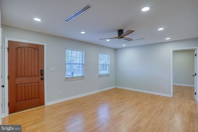 28 LAKEWOOD DR, Lewes, DE 19958