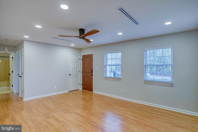 28 LAKEWOOD DR, Lewes, DE 19958