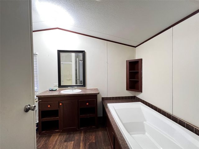 120 Alan Road, Livingston, TX 77351