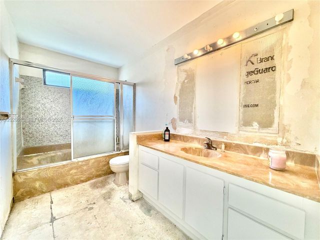 11541 SW 97th St, Miami, FL 33176