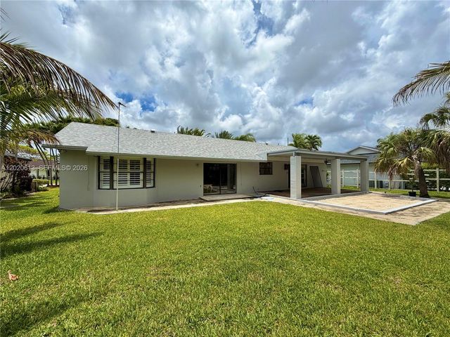 11541 SW 97th St, Miami, FL 33176