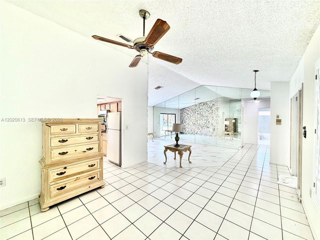 11541 SW 97th St, Miami, FL 33176