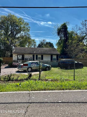 2715 Parkview Ave, Knoxville, TN 37914