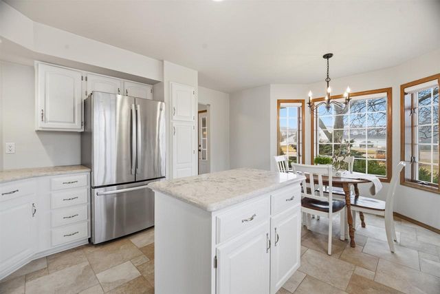 160 CAPTAINS COURT, Winneconne, WI 54986