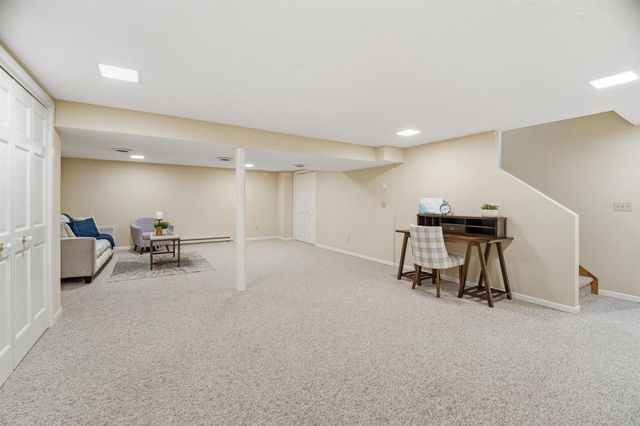 160 CAPTAINS COURT, Winneconne, WI 54986