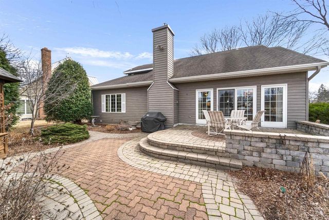 160 CAPTAINS COURT, Winneconne, WI 54986